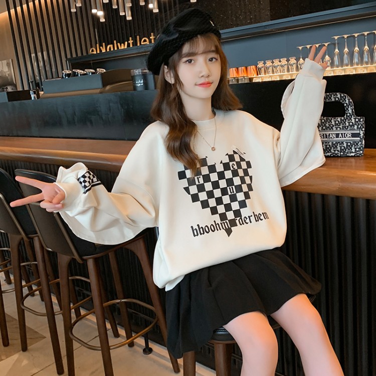 Girls' Heart Print Pullover Sweatshirt, 2 Colors - Image 2